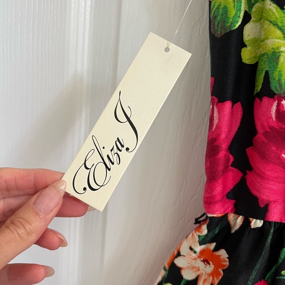 ELIZA J Dress Fit and Flare Black Pink Floral Size 2 - Picture 5 of 7